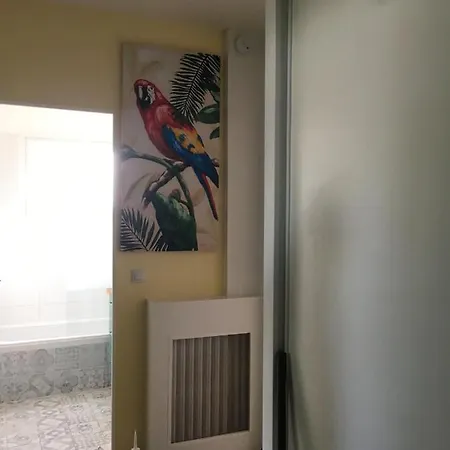 De 2 Chambres Avec Jardin Clos Et Wifi A Sur Mer A 1 Km De La Plage *